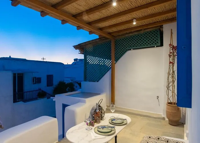 Mykonos House Secrecy , * Mykonos Town