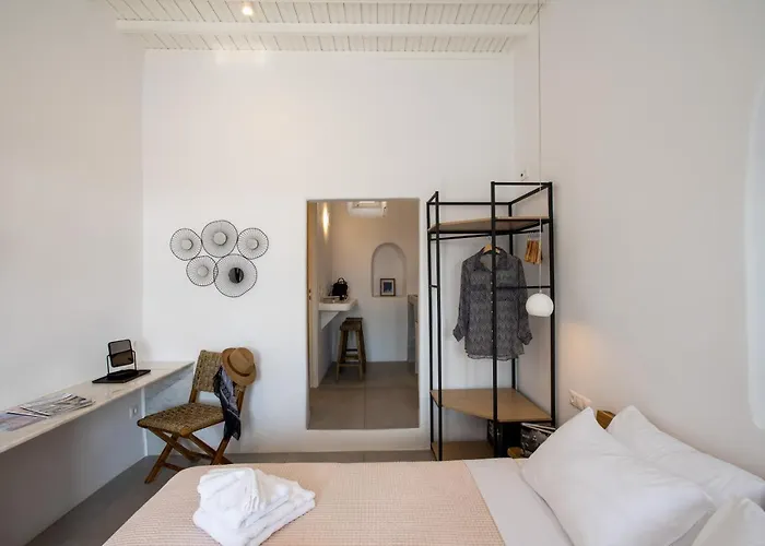 Mykonos House Secrecy , Mykonos Town